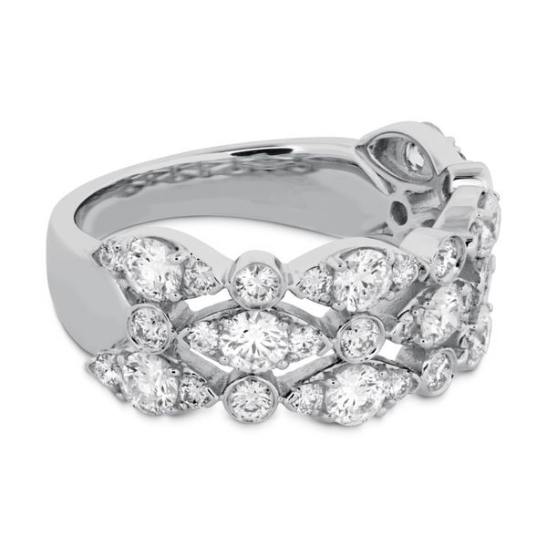 Hearts on Fire Bezel Regal Triple diamond ring Image 2 Becky Beauchine Kulka Diamonds and Fine Jewelry Okemos, MI