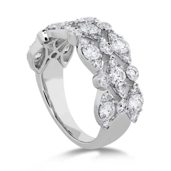 Hearts on Fire Bezel Regal Triple diamond ring Image 3 Becky Beauchine Kulka Diamonds and Fine Jewelry Okemos, MI