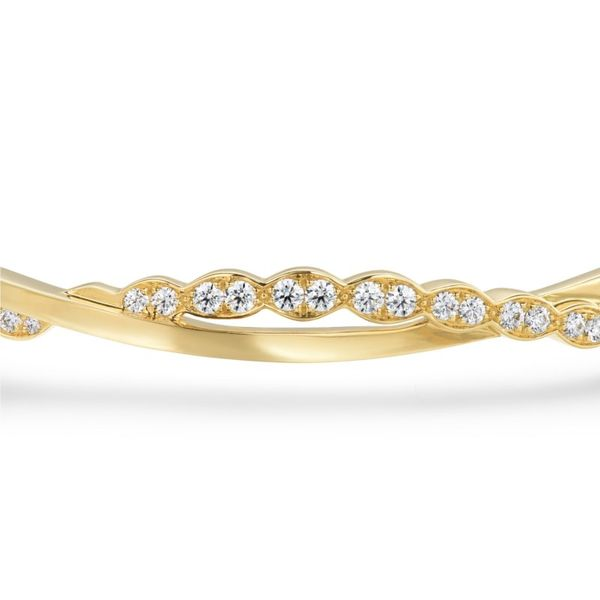 Hearts on Fire Lorelei Floral Twist bangle Image 3 Becky Beauchine Kulka Diamonds and Fine Jewelry Okemos, MI