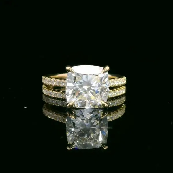 14kt Yellow Gold 4.07ct Cushion Cut Laboratory Grown Diam...