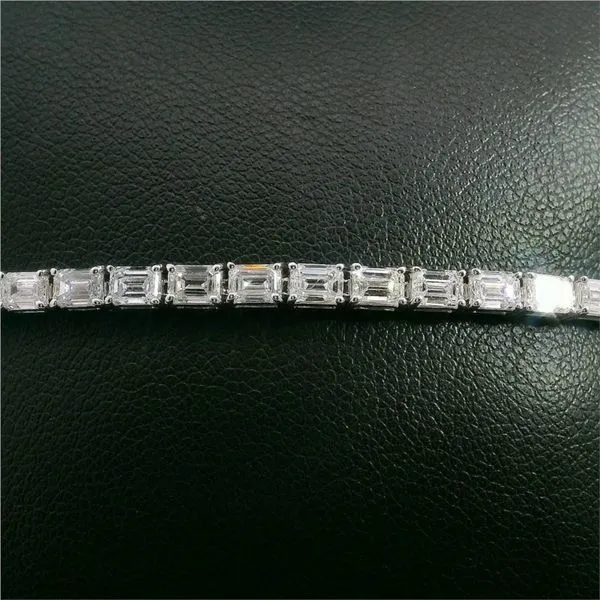 14kt White Gold Laboratory Grown Emerald Cut Diamond Tennis Bracelet Becky Beauchine Kulka Diamonds and Fine Jewelry Okemos, MI