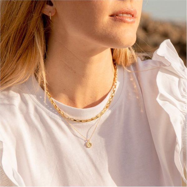 Daisy Necklace with Gold Finish Image 2 Becky Beauchine Kulka Diamonds and Fine Jewelry Okemos, MI