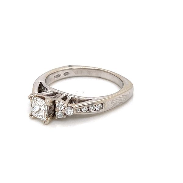 Engagement Ring Image 2 Becker's Jewelers Burlington, IA