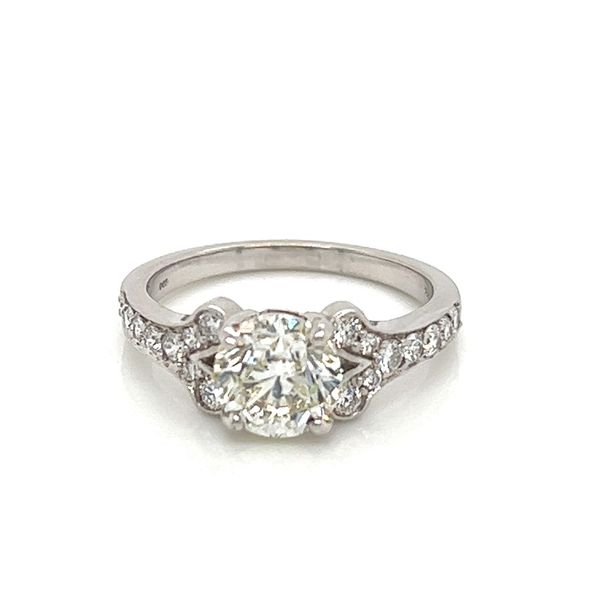 Engagement Ring Becker's Jewelers Burlington, IA