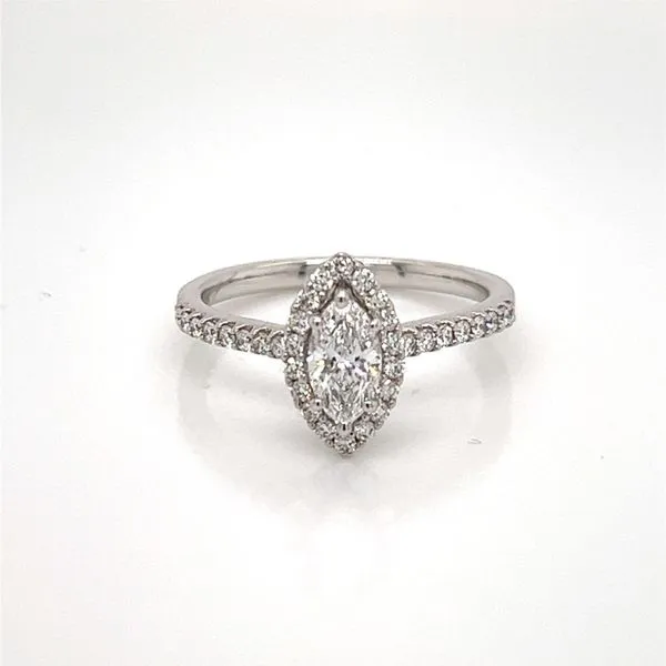 Engagement Ring Becker's Jewelers Burlington, IA