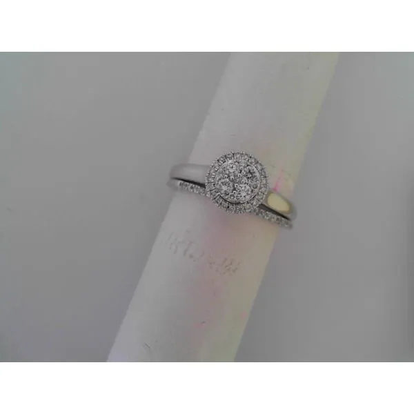 Engagement Ring Becker's Jewelers Burlington, IA