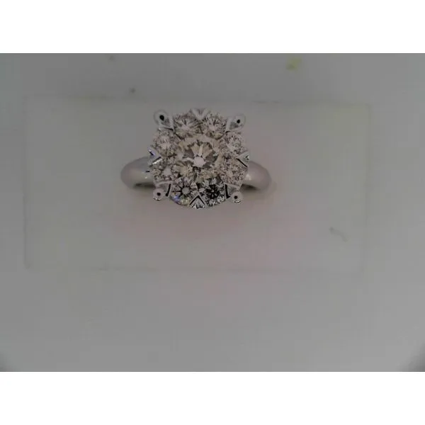 Engagement Ring Becker's Jewelers Burlington, IA