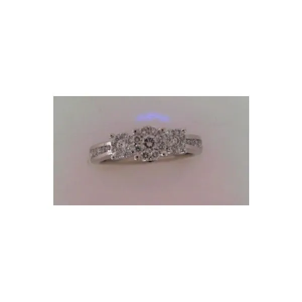 Engagement Ring Becker's Jewelers Burlington, IA