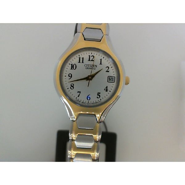 Watches Becker's Jewelers Burlington, IA