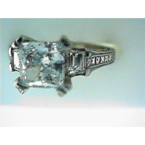 Engagement Rings 00114100074 18KW Engagement Rings Bell Jewelers