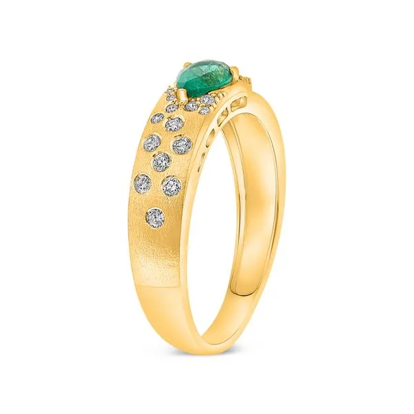 Diamond Emerald Ring Image 2 Bell Jewelers Murfreesboro, TN