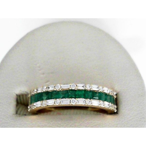 Diamond Emerald Ring Bell Jewelers Murfreesboro, TN