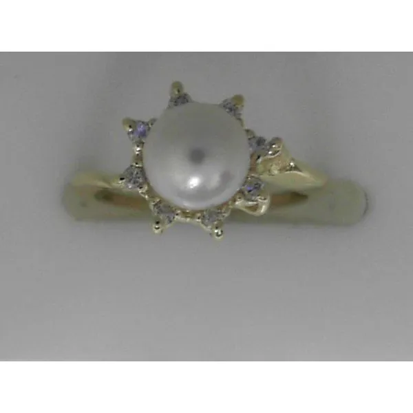Diamond Pearl Ring
