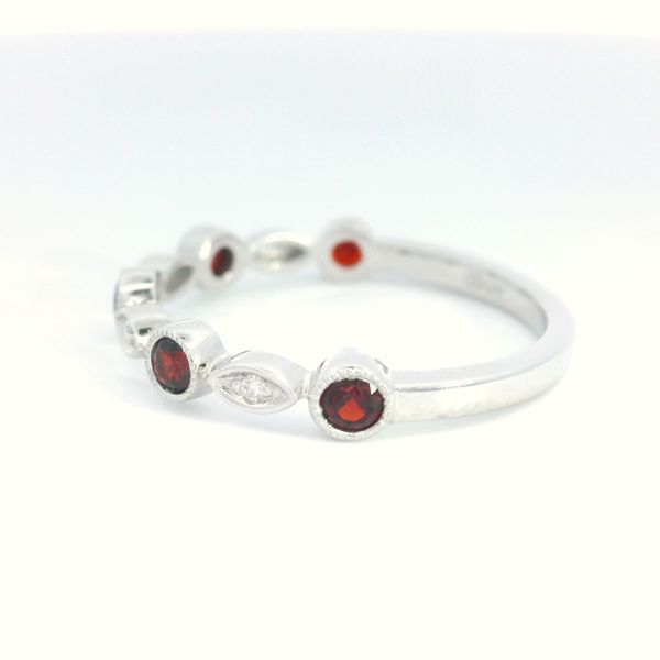 Garnet Ring Image 2 Bethany's Jewelry Wellsboro, PA