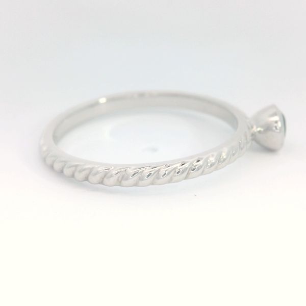 Emerald Ring Image 4 Bethany's Jewelry Wellsboro, PA