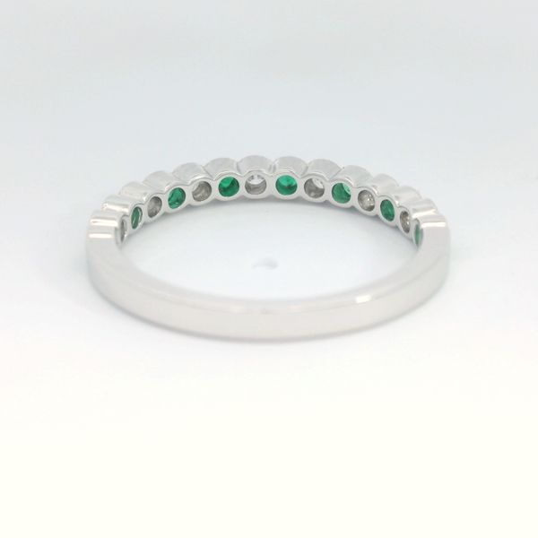 Emerald Ring Image 3 Bethany's Jewelry Wellsboro, PA