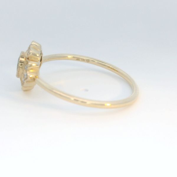 Emerald Ring Image 2 Bethany's Jewelry Wellsboro, PA