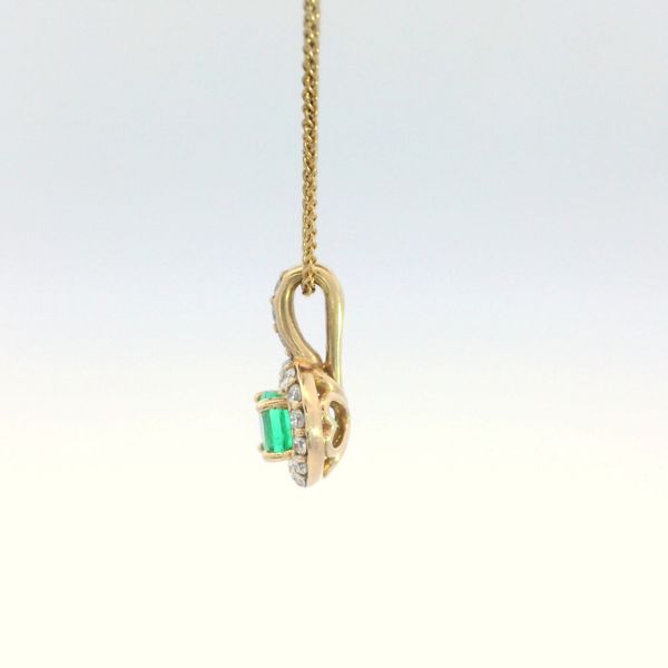 Emerald Necklace Image 2 Bethany's Jewelry Wellsboro, PA