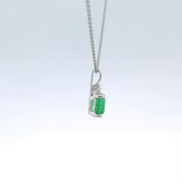 Emerald Necklace Image 5 Bethany's Jewelry Wellsboro, PA