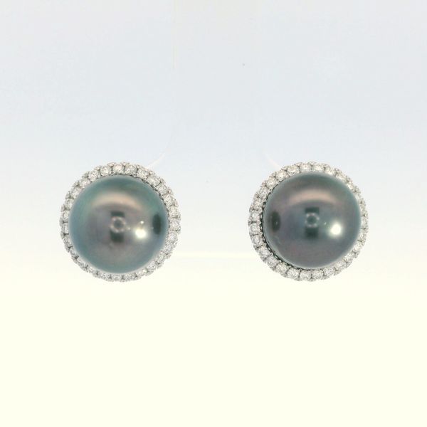 Pearl Earrings Bethany's Jewelry Wellsboro, PA