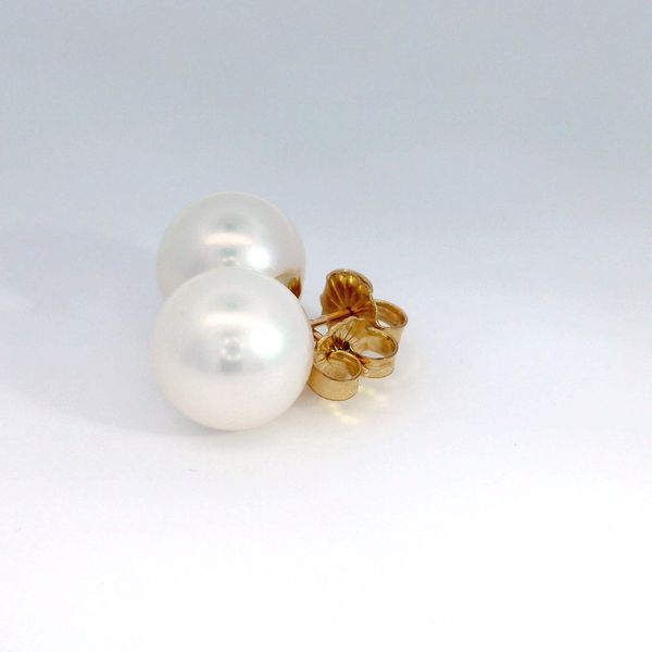 Pearl Earrings Image 2 Bethany's Jewelry Wellsboro, PA