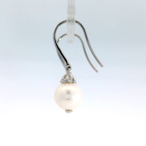 Pearl Earrings Image 2 Bethany's Jewelry Wellsboro, PA