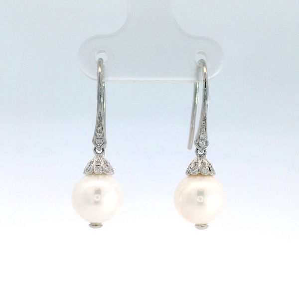 Pearl Earrings Bethany's Jewelry Wellsboro, PA