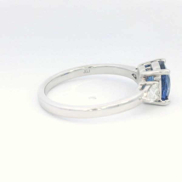 Sapphire Ring Image 4 Bethany's Jewelry Wellsboro, PA