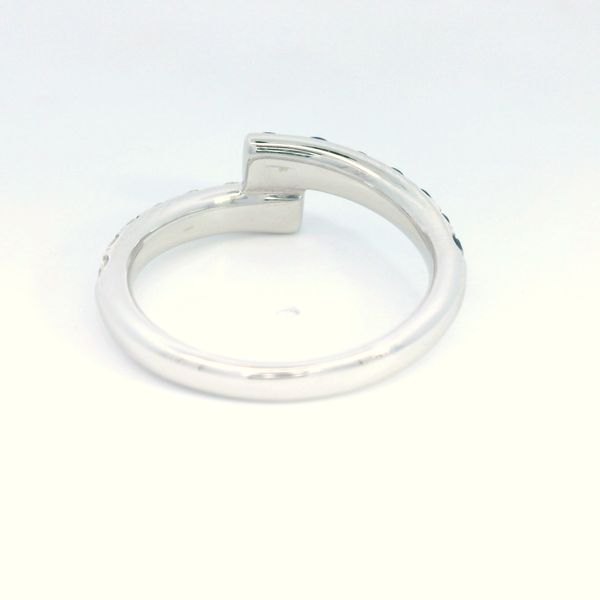 Sapphire Ring Image 3 Bethany's Jewelry Wellsboro, PA