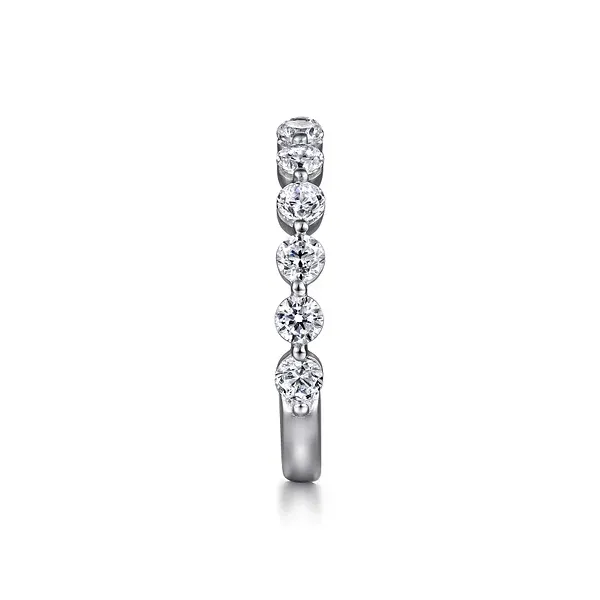 14K White Gold Round Diamond Single Prong Wedding Band Image 3 Biondi Diamond Jewelers Aurora, CO