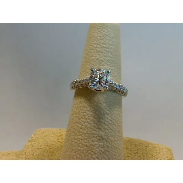 Ring Biondi Diamond Jewelers Aurora, CO