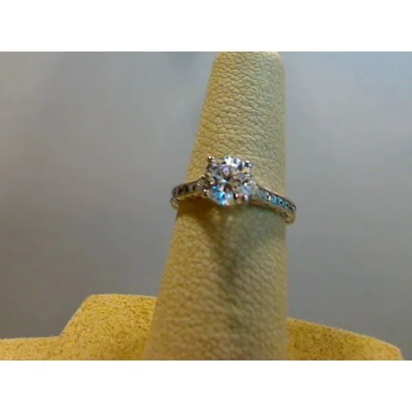 Ring Biondi Diamond Jewelers Aurora, CO