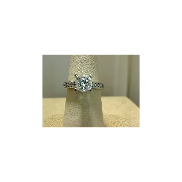 Ring Biondi Diamond Jewelers Aurora, CO