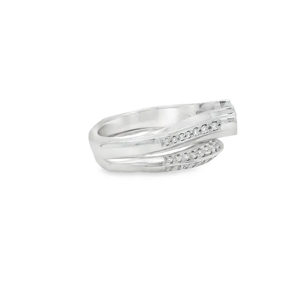 Wedding Set Image 3 Biondi Diamond Jewelers Aurora, CO