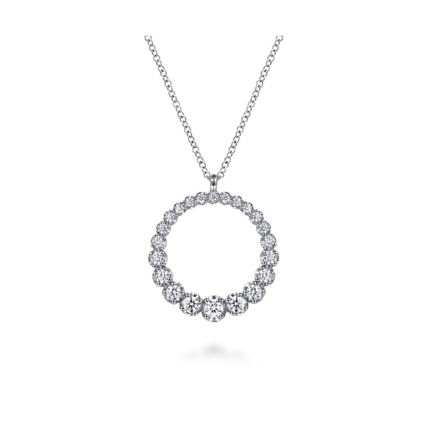 Pendant Biondi Diamond Jewelers Aurora, CO
