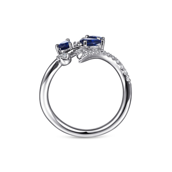 Floral Sapphire and Diamond Ring Image 3 Biondi Diamond Jewelers Aurora, CO