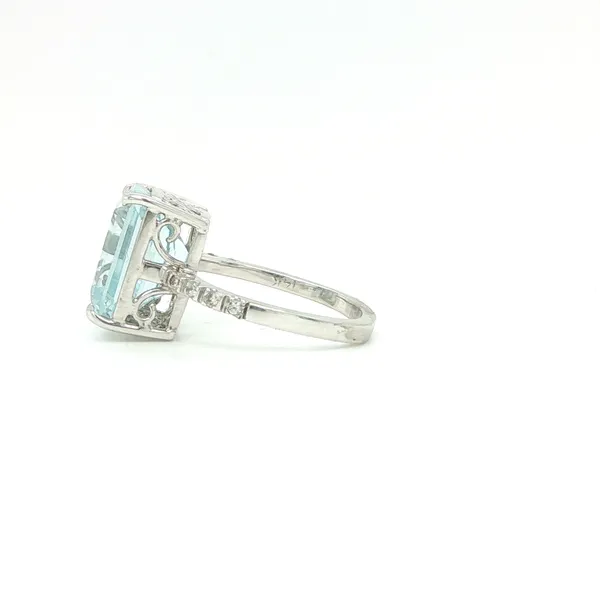 Gemstone Ring Image 3 Biondi Diamond Jewelers Aurora, CO