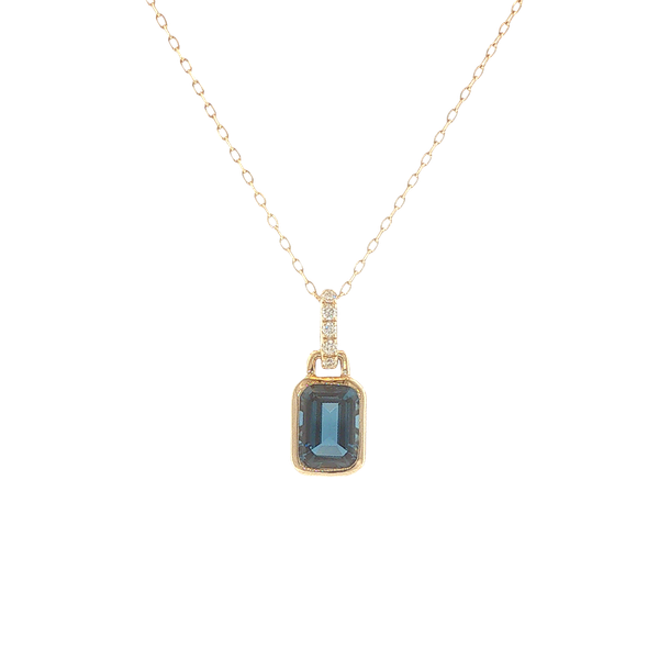 Gemstone Pendants Biondi Diamond Jewelers Aurora, CO