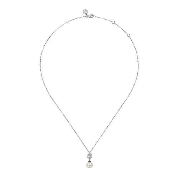 Necklaces Image 2 Biondi Diamond Jewelers Aurora, CO