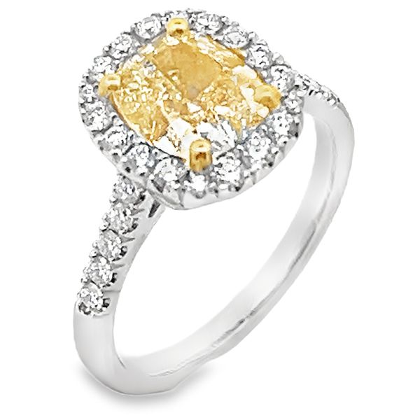 Engagement Ring Black River Diamond Company Medford, WI