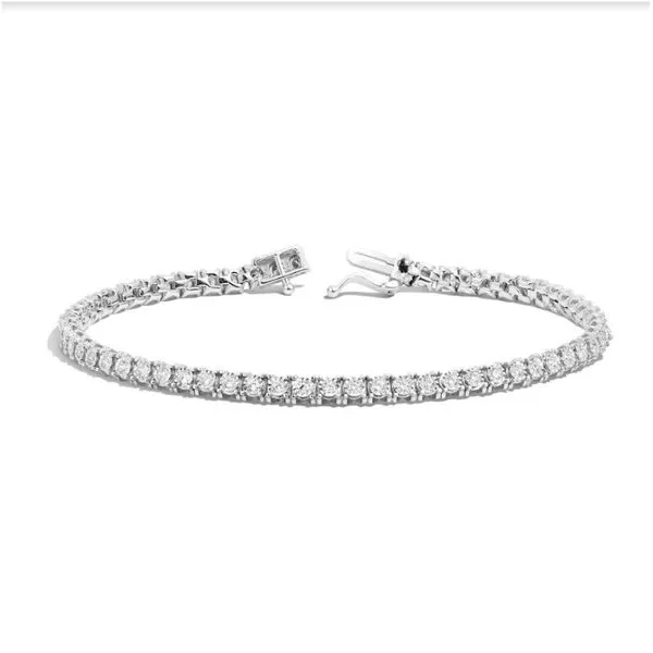 Bracelet Black River Diamond Company Medford, WI