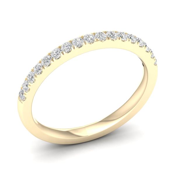 14K Yellow Gold Straight Diamond Band with 17 Diamonds = 0.25Tw, Size 7 Blocher Jewelers Ellwood City, PA