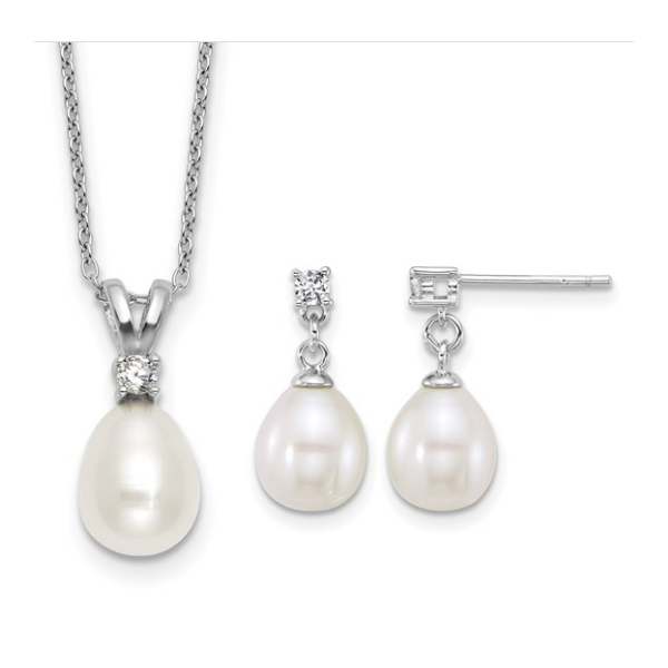 Jewelry Blocher Jewelers Ellwood City, PA