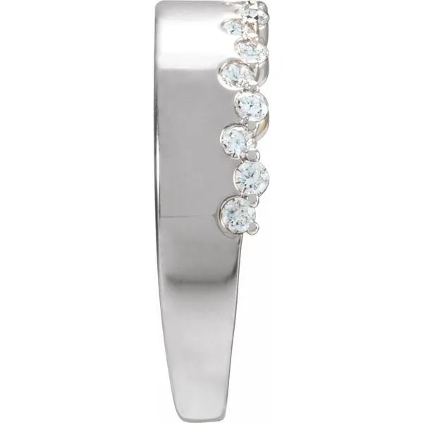 14k White Gold Diamond Edge Ring Image 2 Blue Heron Jewelry Company Poulsbo, WA