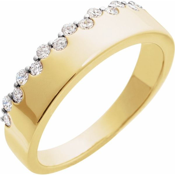 14k Gold Diamond Edge Ring Image 2 Blue Heron Jewelry Company Poulsbo, WA