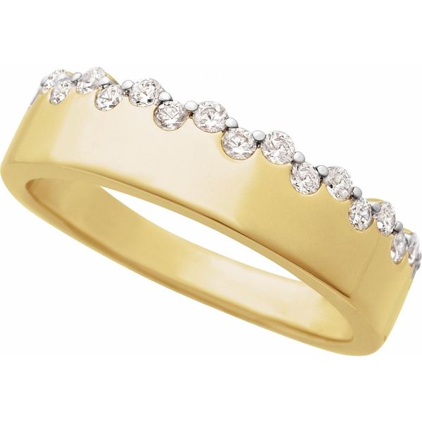 14k Gold Diamond Edge Ring Blue Heron Jewelry Company Poulsbo, WA
