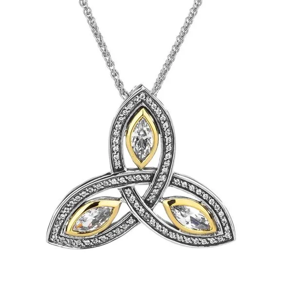 Trinity Pendant on 22
