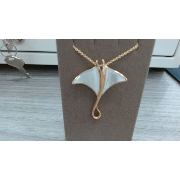 White Mother of Pearl Stingray Necklace Blue Marlin Jewelry, Inc. Islamorada, FL