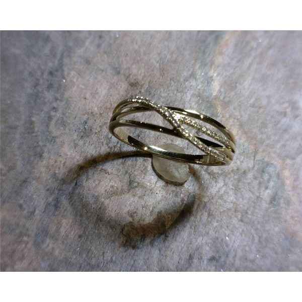 14 Karat Yellow Gold Diamond Ring Image 3 Bluestone Jewelry Tahoe City, CA