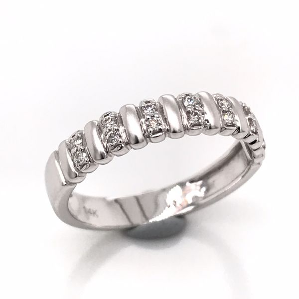 14kt White Gold Diamond Ring Image 2 Bluestone Jewelry Tahoe City, CA